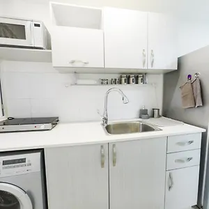 דירה Great Location Fully Equipped, אילת